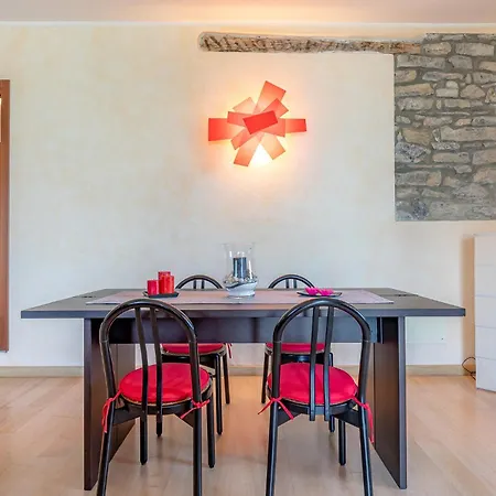 Como-blevio View + Private Garage *